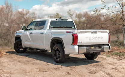 Magnaflow 22+ Toyota Tundra Overland Series 3in Single Straight Passenger Side Escape Cat-Back trasero