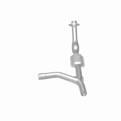 MagnaFlow Direct Fit Catalytic Converter 00-04 Ford E150 4.6L P/S