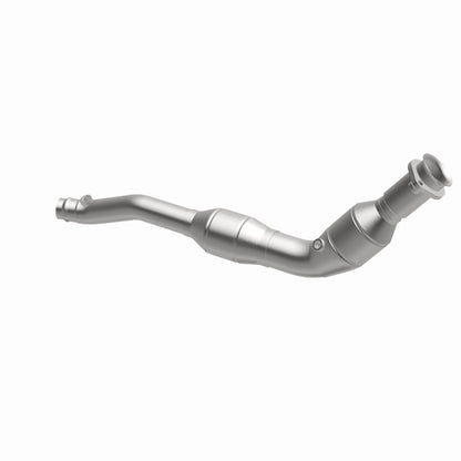 MagnaFlow Direct Fit Catalytic Converter 2014-2016 Land Rover LR4 V6 3 OEM Underbody
