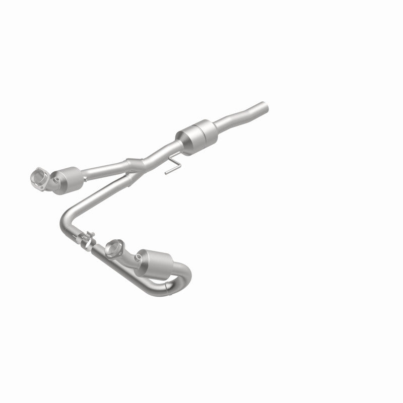 MagnaFlow Direct Fit Catalytic Converter 02-03 Dodge Durango