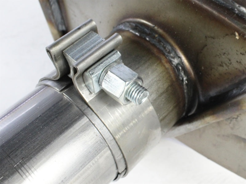 aFe MACHForce XP Exh CB, Acero inoxidable GM Silverado/Sierra 1500 2014 V*-5.3/6.2L Punta pulida