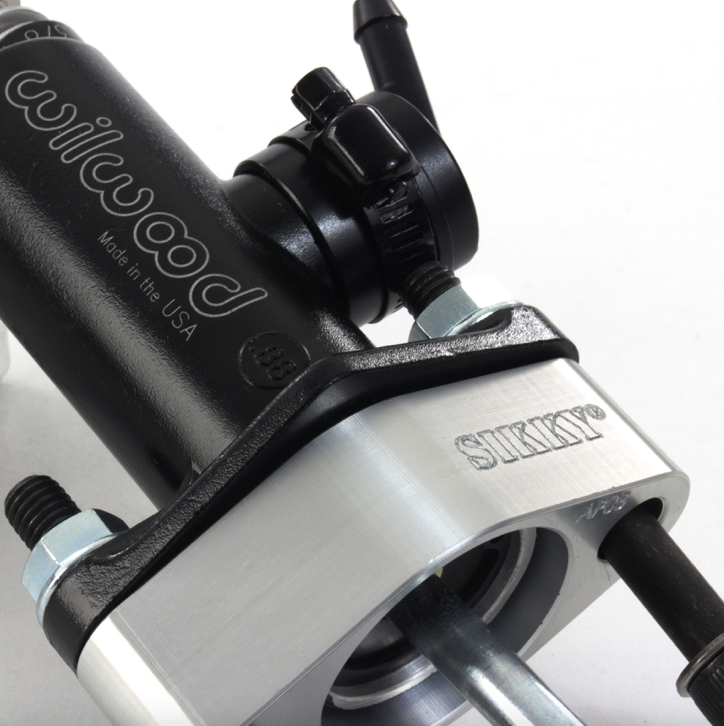 Fabricação Sikky - Kit adaptador de cilindro mestre Mazda FD RX7 LS1 (SM-MCK104)