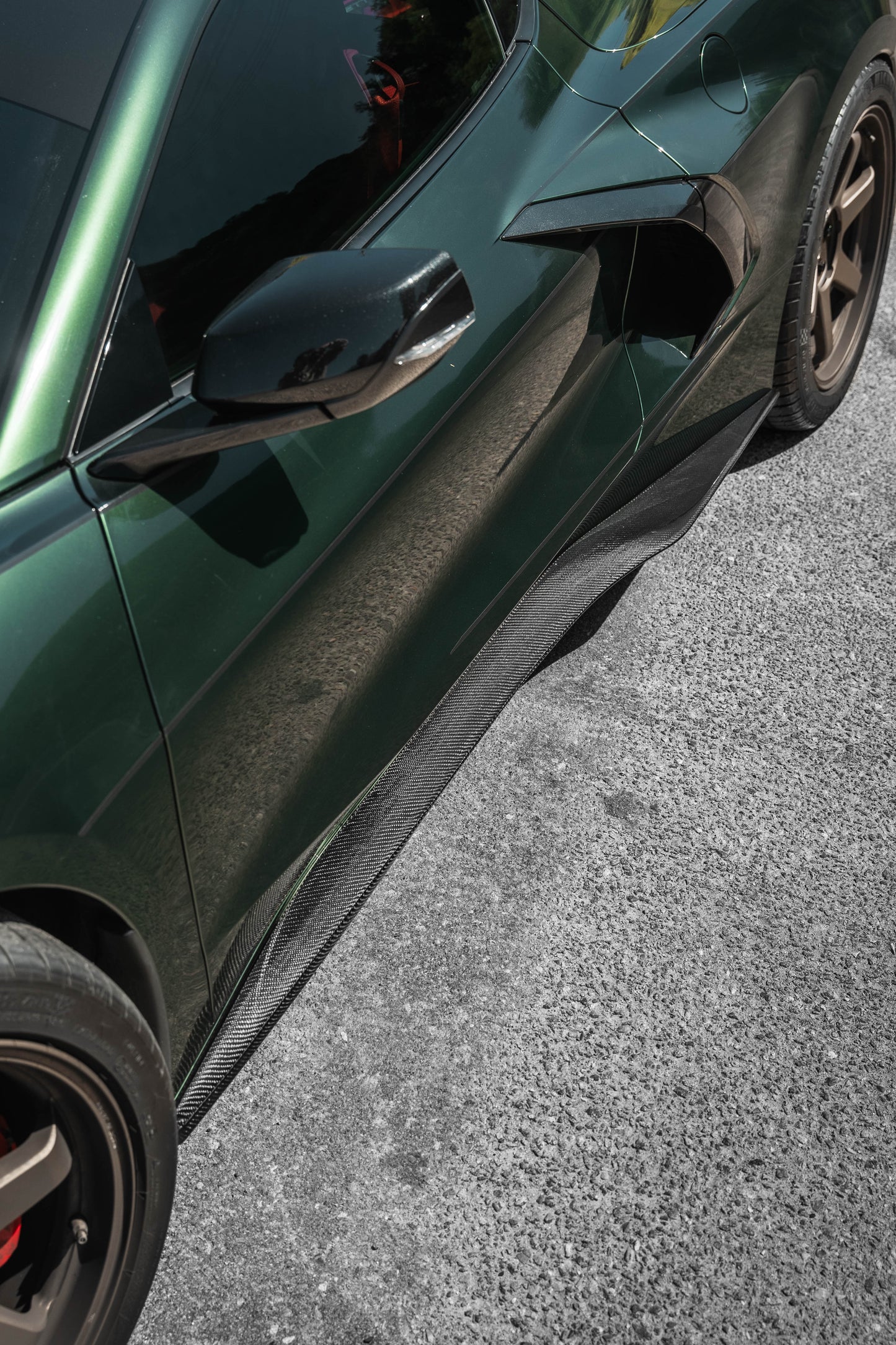 STREETHUNTER DESIGNS - C8 Corvette Side Skirt Extensions