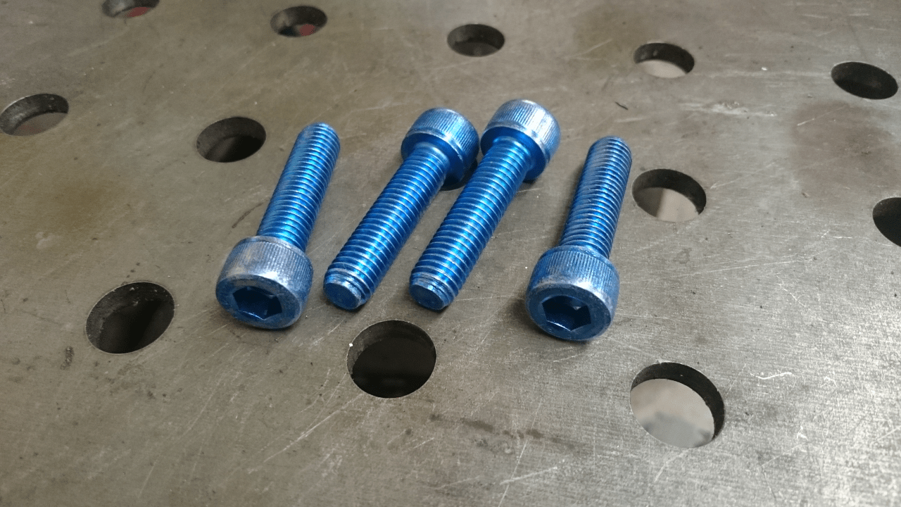 SRS-Concept - E30 5 lug rear conversion kit (1823)