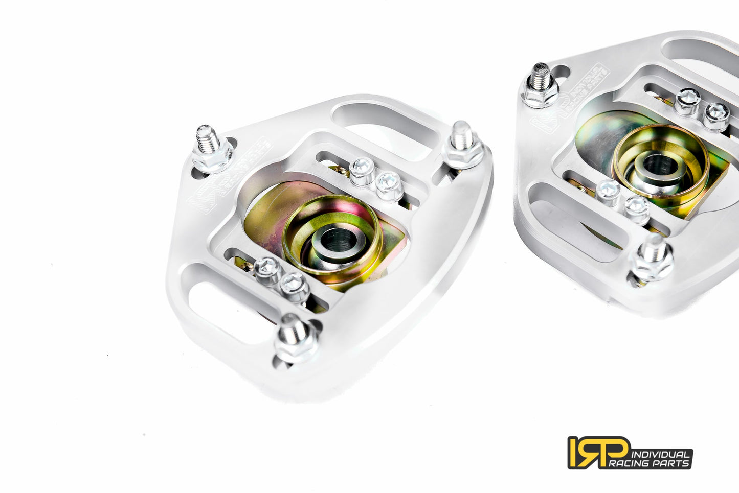 IRP - Placas de caster de cambagem ajustáveis ​​(para coilovers) BMW E46 (IRPACCP-46C) 