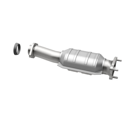 MagnaFlow Direct Fit Catalytic Conv 04-06 Ford Ranger Rear Assy / 04-06 Mazda B3000/B4000 Rear Assy