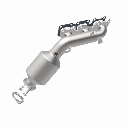 MagnaFlow Direct Fit Catalytic Converter 10-12 Hyundai Genesis 3.8L
