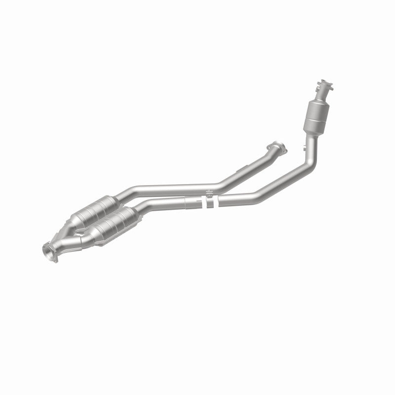 MagnaFlow Direct Fit Catalytic Converter 99-00 Mercedes CLK320 3.2L