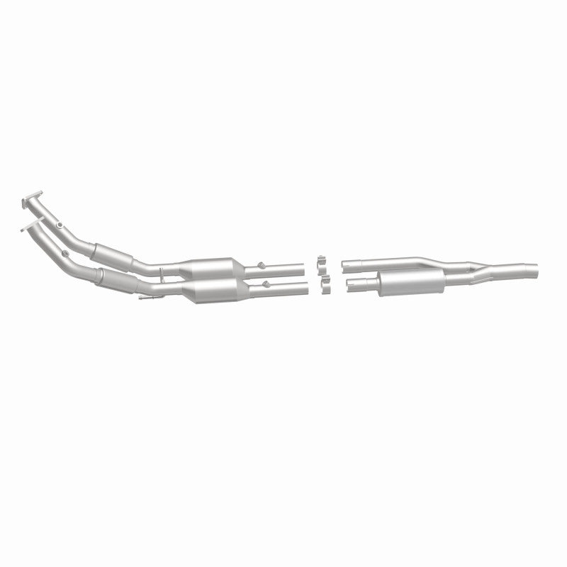 MagnaFlow Direct Fit Catalytic Converter 06- Audi A3 Quattro 3.2L