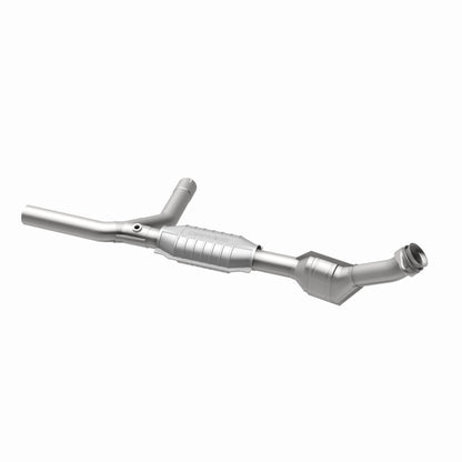 MagnaFlow Direct Fit Catalytic Converter 97-99 E-150/250 4.6L P/S