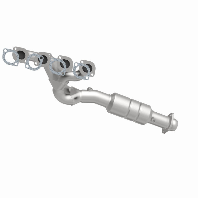 MagnaFlow Direct Fit Catalytic Converter 02-03 BMW 745i 4.4L