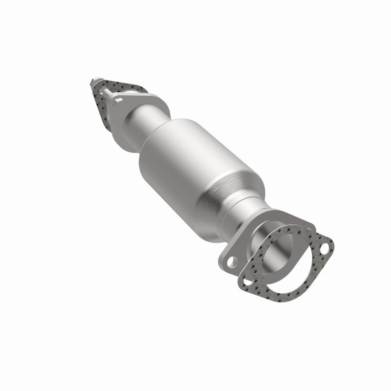 MagnaFlow Direct Fit Catalytic Converter 2011 Kia Sorento 3.5 Underbody