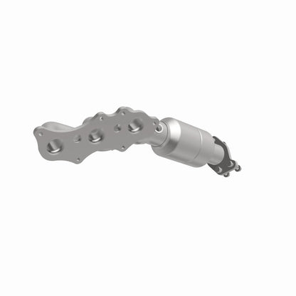 MagnaFlow Direct Fit Catalytic Converter 10-12 Toyota FJ/4Runner 4.0L