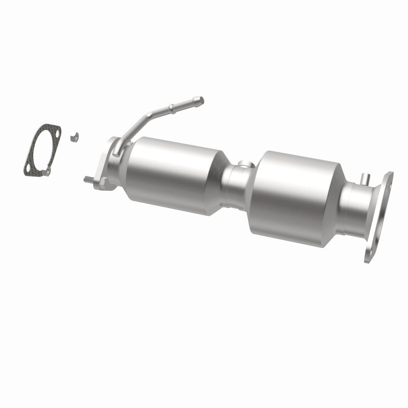 MagnaFlow Direct Fit Catalytic Converter 13-15 Hyundai Veloster 1.6L Underbody
