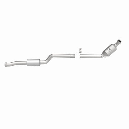 MagnaFlow Direct Fit Catalytic Converter 08-10 C300 3.0L D/S