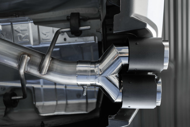 MBRP 15-19 Subaru WRX 2.0L/STI 2.5L 3 pol. Saída traseira dupla dividida com ponteiras de 3,5 pol. - T304 (versão de corrida)