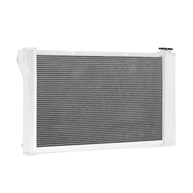 Mishimoto 67-72 GM C/K Truck X-Line Performance Radiador de aluminio