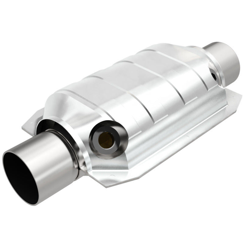 MagnaFlow Universal Catalytic Converter 2.25 W/Dual O2 Boss