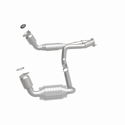 MagnaFlow Direct Fit Catalytic Converter 99-00 Chevy Pickups 4.3L