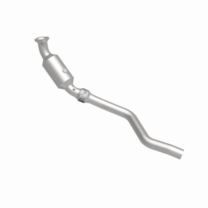 MagnaFlow Direct Fit Catalytic Converter 05-06 300/Magnum 5. OEM