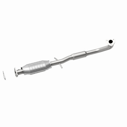 MagnaFlow Direct Fit Catalytic Converter 01-02 Saturn Rear OEM
