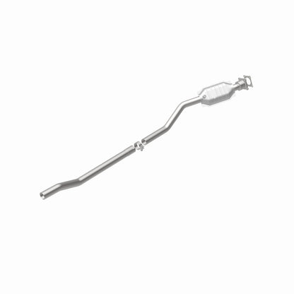 MagnaFlow Direct Fit Catalytic Converter 01-03 Caravan/Voyager 3.3L