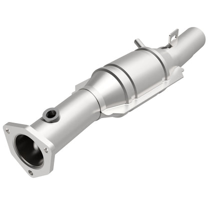 MagnaFlow Direct Fit Catalytic Converter 95 Volkswagen Golf 2.8L