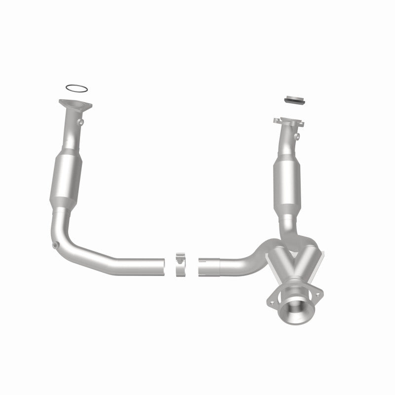 MagnaFlow Direct Fit Catalytic Converter 2007-2008 Cadillac Escalade 6.2L