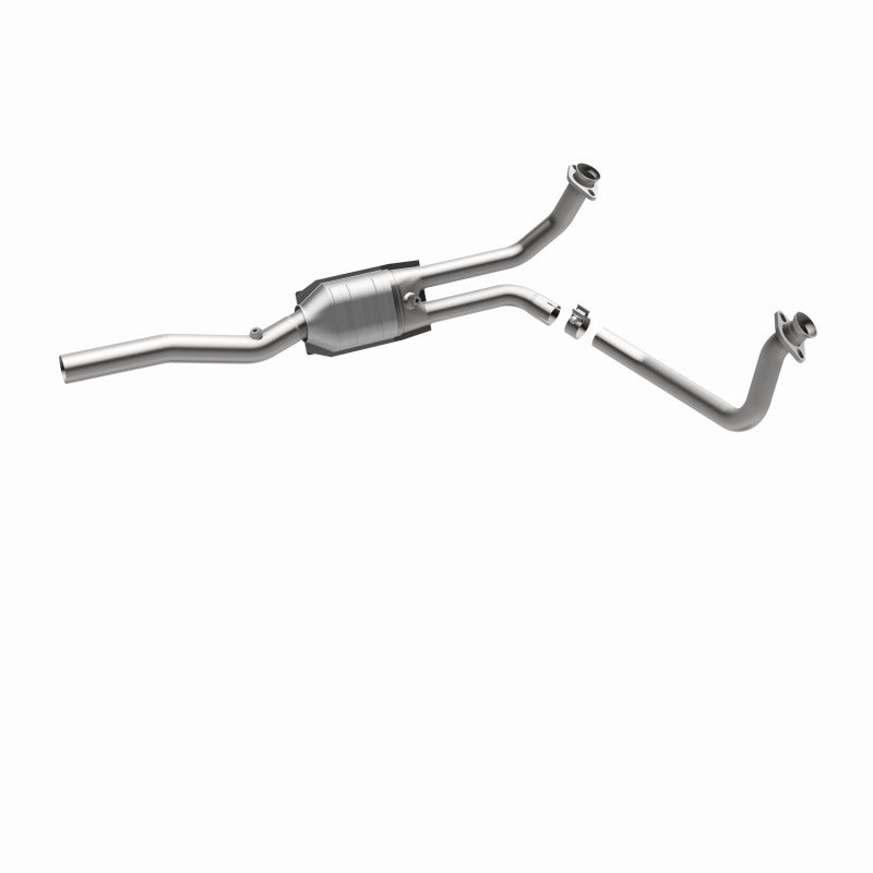 MagnaFlow Direct Fit Catalytic Converter 96-97 Dodge Van 3.9L/5.2L/5