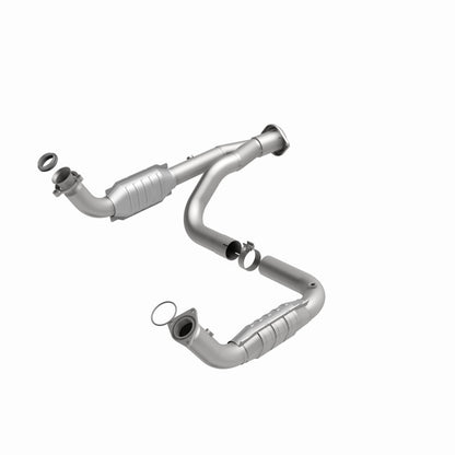 MagnaFlow Direct Fit Catalytic Converter 07-09 Hummer Truck H2 Y-Pipe Assy