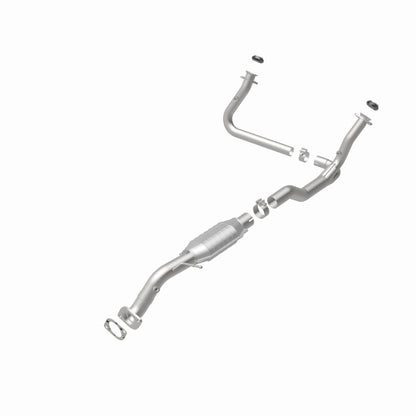 MagnaFlow Direct Fit Catalytic Converter 00-05 Blazer 4WD 4.3L OEM