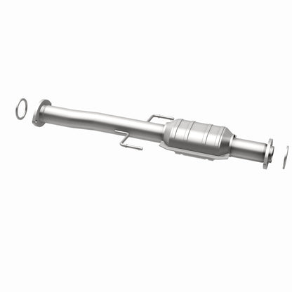 MagnaFlow Direct Fit Catalytic Converter 02-03 Toyota Tacoma 2.4L