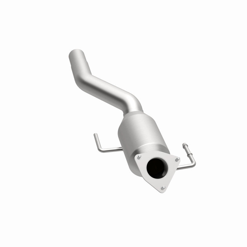 MagnaFlow Direct Fit Catalytic Converter 04-07 VW Touareg 4.2L Driver Side