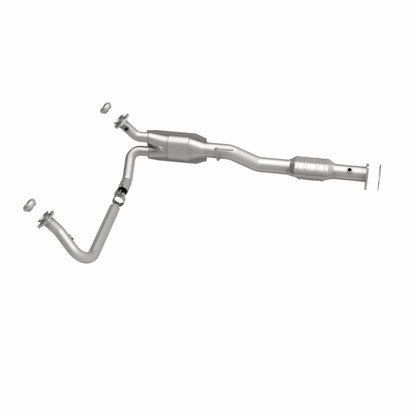 MagnaFlow Direct Fit Catalytic Converter Chevy Astro 00-04 4.3L