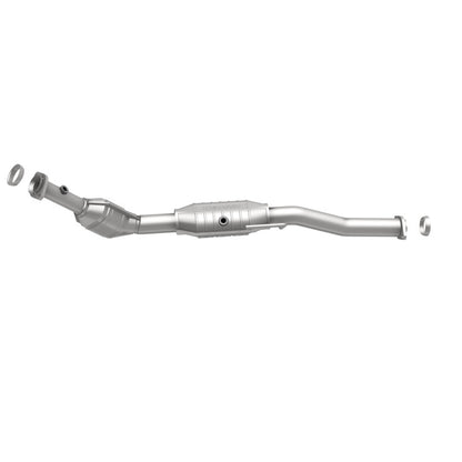 MagnaFlow Direct Fit Catalytic Converter 02-04 Infiniti I35 3.5L rea
