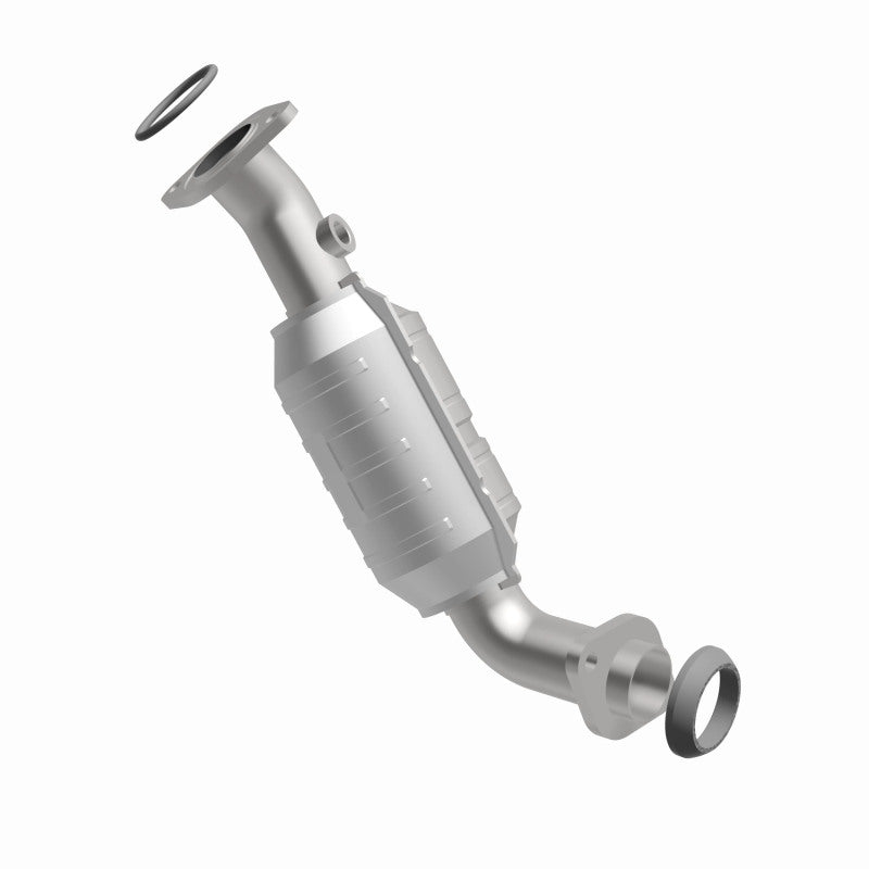 MagnaFlow Direct Fit Catalytic Converter 04-07 Cadillac CTS 2.8L/3.6L Driver Side