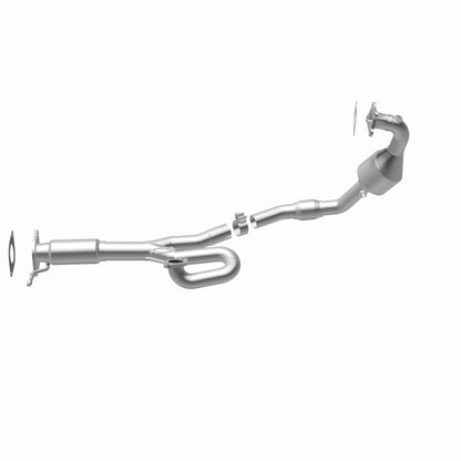 MagnaFlow Direct Fit Catalytic Converter 2010-2011 SRX 3 L Underbody