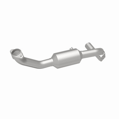 MagnaFlow Direct Fit Catalytic Converter 05-06 Lincoln Navigator 5.4L