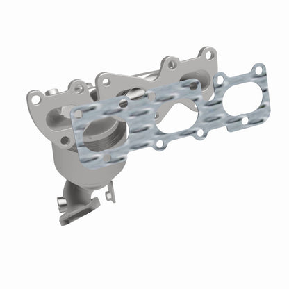 MagnaFlow Direct Fit Catalytic Converter 13-14 Santa Fe 3.3L Manifold