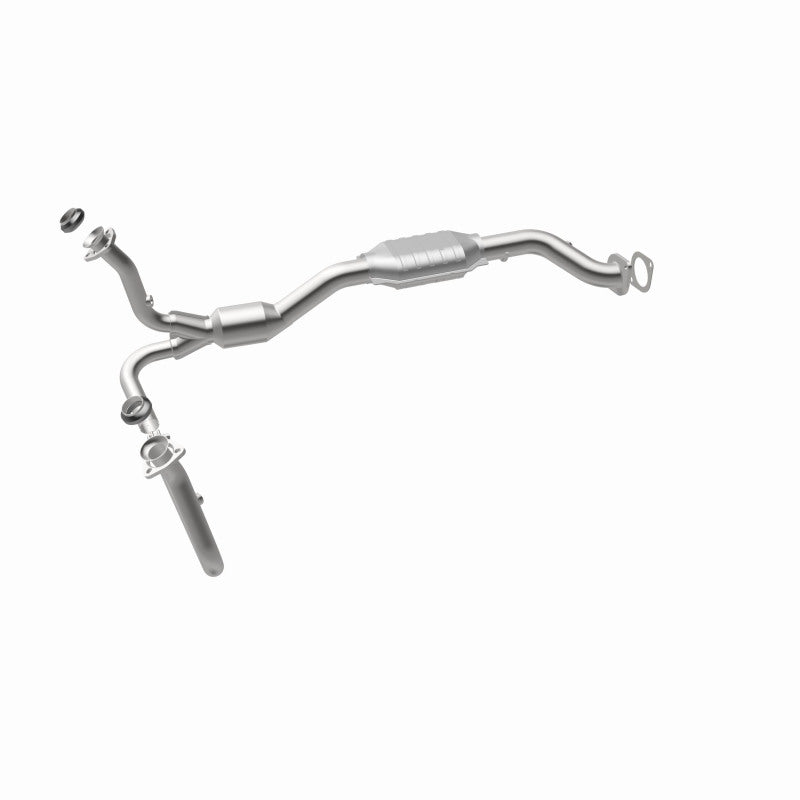 MagnaFlow Direct Fit Catalytic Converter 01-05 Chevy Blazer 4.3L 4WD