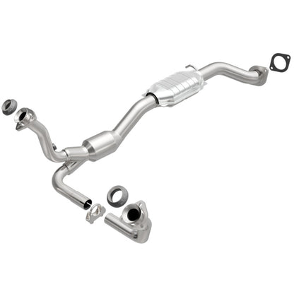 MagnaFlow Direct Fit Catalytic Converter 01-05 Chevy Blazer 4.3L 2WD
