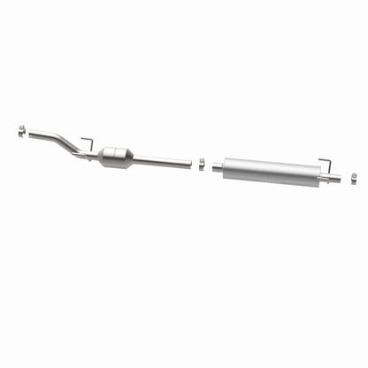 MagnaFlow Direct Fit Catalytic Converter 2002-2006 Sprinter 2500 2.7 L Underbody