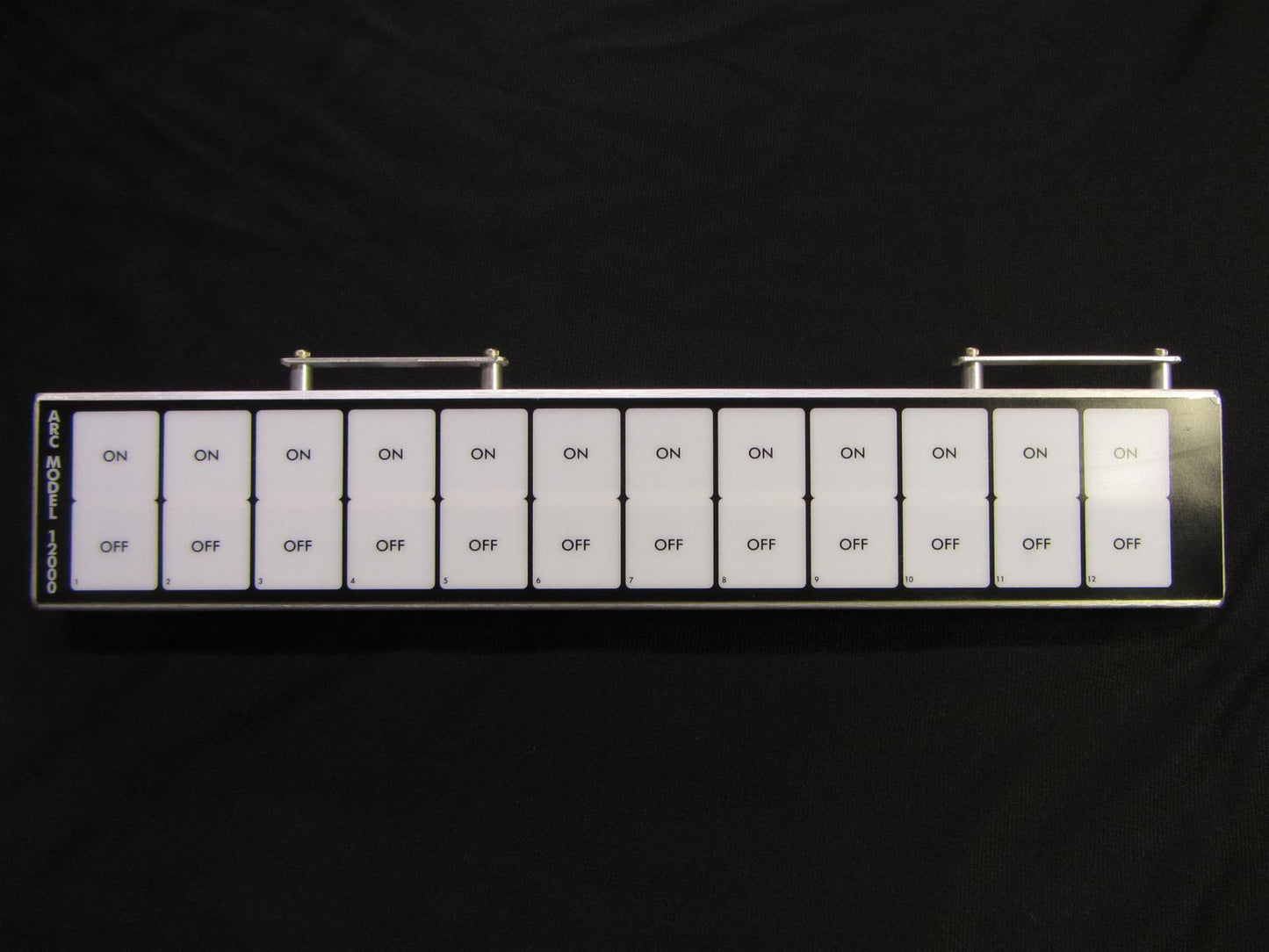 Controles automáticos de varillas - 12 Switch Flat Touch Dash Mount (12000SD)