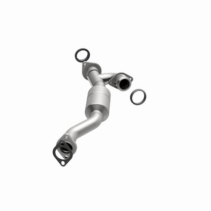 MagnaFlow Direct Fit Catalytic Converter 01-03 Montero 3L Passenger Side Front OEM