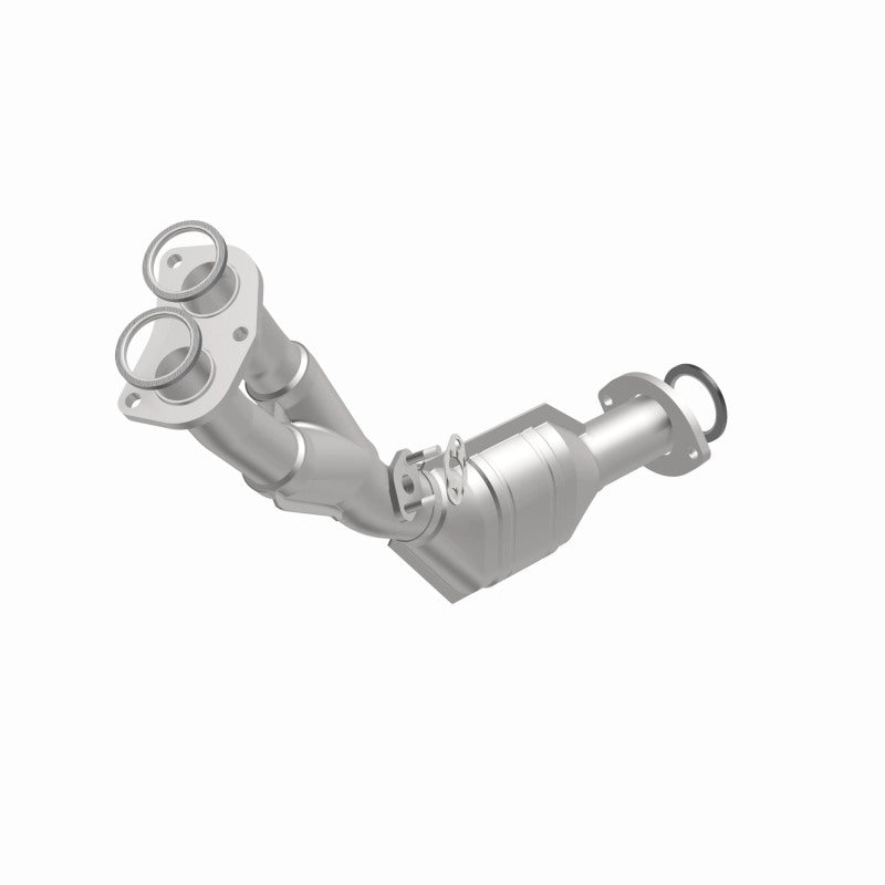 MagnaFlow Direct Fit Catalytic Converter 01-04 Toyota Tacoma 2.7L