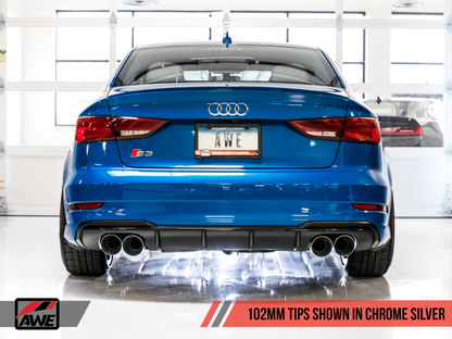 Escape AWE Tuning Audi 8V S3 Track Edition com ponteiras cromadas 102 mm