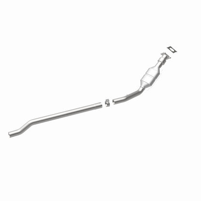 MagnaFlow Direct Fit Catalytic Converter 96-00 Caravan-Voyager 2.4L