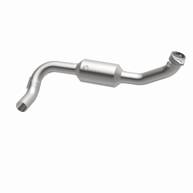 MagnaFlow Direct Fit Catalytic Converter 05-06 Lincoln Navigator 5.4L