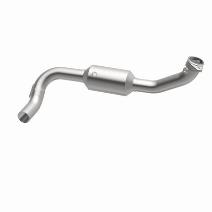 MagnaFlow Direct Fit Catalytic Converter 05-06 Lincoln Navigator 5.4L