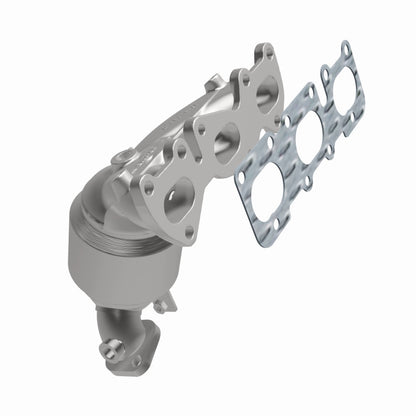 MagnaFlow Direct Fit Catalytic Converter 13-14 Santa Fe 3.3L Manifold